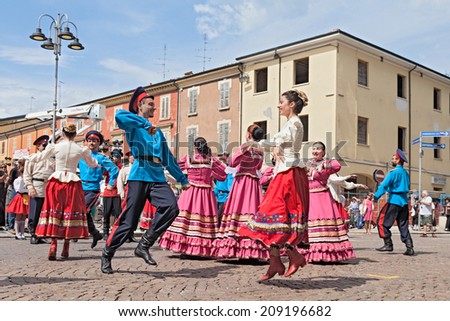 RUSSI, RA, ITALY - AUGUST 3: folk group \