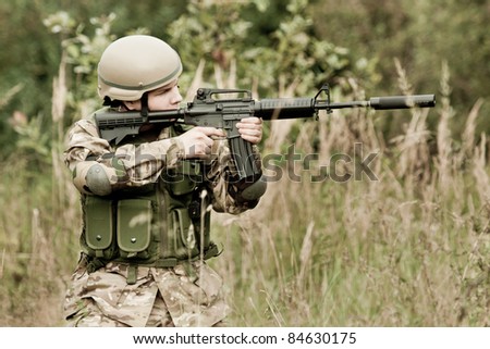 صور الجيش الامريكي Stock-photo-soldiers-in-us-army-special-forces-uniform-84630175