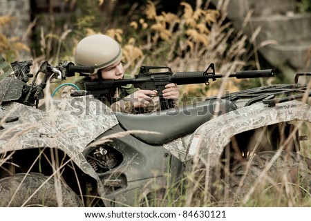 صور الجيش الامريكي Stock-photo-soldiers-in-us-army-special-forces-uniform-84630121