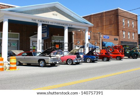 MATHEWS, VA- JUNE 01:Classic cars on Main St in the Annual: Vintage TV\'s \