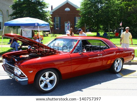 MATHEWS, VA- JUNE 01:1966 Chevy Chevelle Left side in the Annual: Vintage TV\'s \