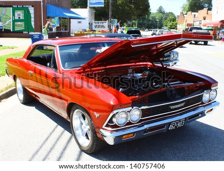 MATHEWS, VA- JUNE 01:1966 Chevy Chevelle right side in the Annual: Vintage TV's 