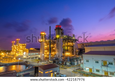 Fuel gas combine cycle power plant with twilight sky