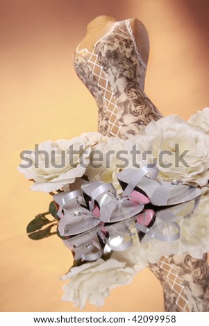 Wedding fashion blank mannequin presentation with bouquet and favors