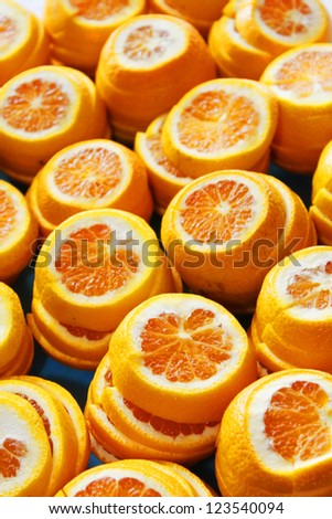Oranges cut in circles