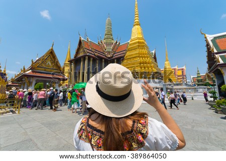 Tourist in Wat Phra Kaew in Bangkok, Thailand.