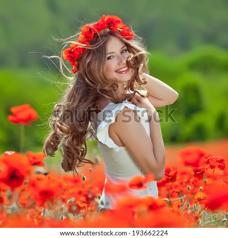 http://image.shutterstock.com/display_pic_with_logo/399136/193662224/stock-photo-young-beautiful-girl-in-the-field-193662224.jpg