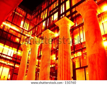 Beautiful columns at the school of architecture, building is build modern and attracts many.