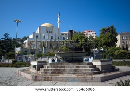 Foto nga qyteti i "Durresit" Stock-photo-mosque-and-fountain-durresi-albania-35466886