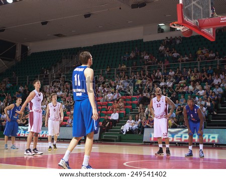 SAMARA, RUSSIA - MAY 11: Anton Pushkov of BC Krasnye Krylia scored a goal from the free throw line in a BC Enisey game on May 11, 2013 in Samara, Russia.