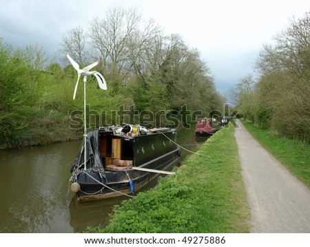 Narrow Boats on the Kennet and Avon Canal