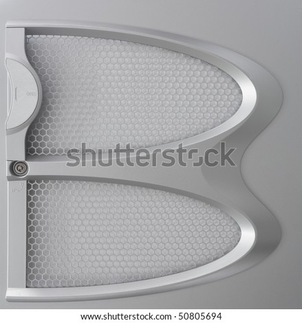 Ventilation lattice on the front PC board