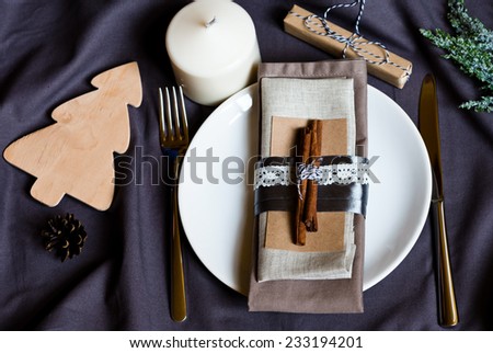 Table setting decorated bu natural materials