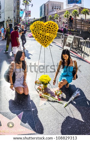 LOS ANGELES - JUNE 26: Michael Jackson\'s star on the Hollywood Walk of Fame as fans  remember the artist and leave messages to say goodbye on June 26, 2012 in Los Angeles.