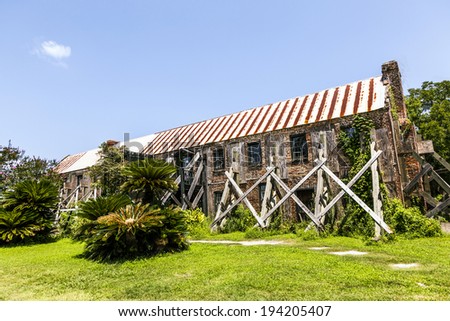 MOUNT PLEASANT, USA - JULY 21, 2010:  hut at Boone Hall Plantation in Mount Pleasant, USA. It was built in 1933 in colonial revival style and is listed in the National Register of Historic places.