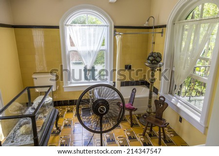 KEY WEST, USA - AUG 27, 2014: bath room of Ernest Hemmingway in Key West, USA. Ernest Hemingway lived and wrote here from 1931 to 1939.