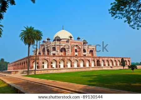 India, Delhi, Humayun\'s Tomb, built by Hamida Banu Begun in 1565-72 A.D. the earliest example of Persian influence in Indian architecture