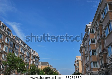 Apartment and fine weather. Ideal place for living.