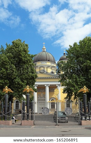 ST.-PETERSBURG - JUL 06: The Cathedral of the Lord\'s Transfiguration of all the Guards on Jul 06, 2013 in Saint-Petersburg, Russia