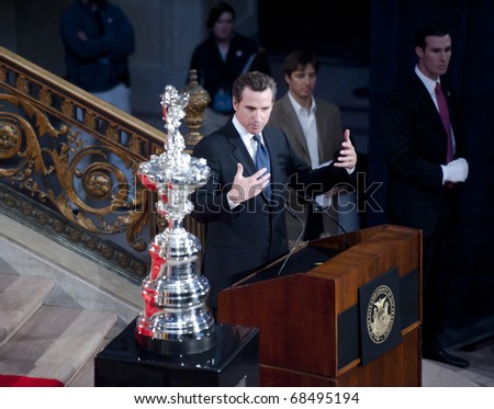 SAN FRANCISCO - JAN 5: celebrating San Francisco\'s selection as host of the 34th America\'s Cup on Jan 5, 2011 in San Francisco. mayor Gavin Newsom welcomes america\'s cup to san francisco in 2013.