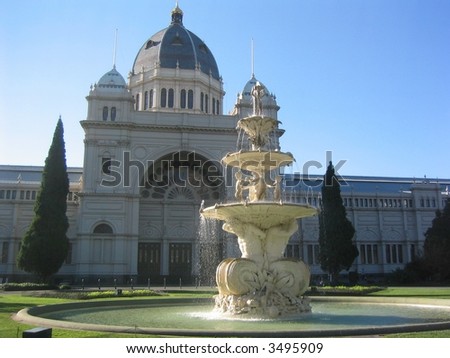 Melbourne\'s Royal Exhibition Buildings, at dawn. Built in Florentine style, for the 1890 world exhibition. Housed Australia\'s first federal parliament while Canberra was being built.