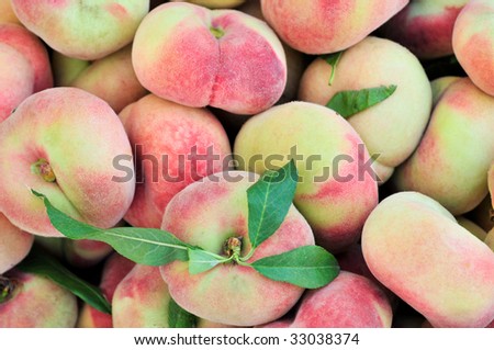 Flat White Peaches