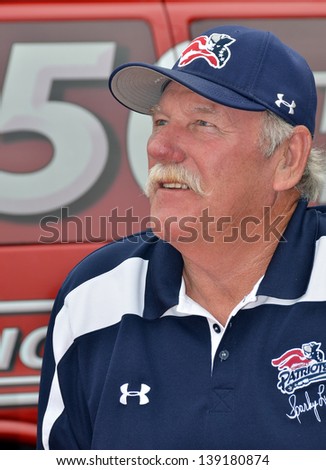 EDISON,NJ-MAY 18: Somerset Patriots Manager Emeritus Sparky Lyle visits with fans to sign autographs at the WCTC AM Bert-B-Q held in Edison,NJ, on May 18, 2013.