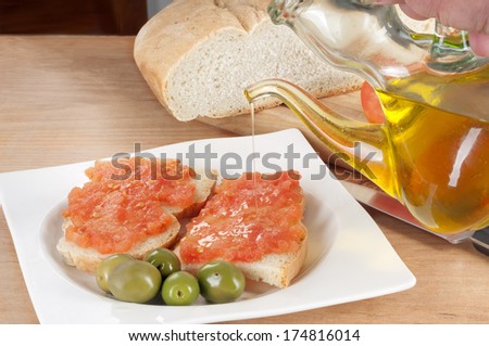 seasoned bread with tomato