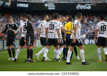 VALENCIA, SPAIN - JANUARY 4: all players during Spanish League match between Valencia CF and Real Madrid at Mestalla Stadium on January 4, 2015 in Valencia, Spain