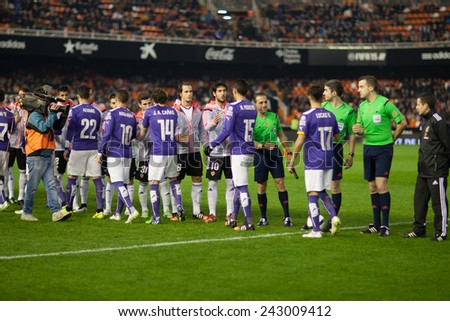VALENCIA, SPAIN - JANUARY 4: All players during Spanish King Cup match between Valencia CF and R.C.D. Espanyol at Mestalla Stadium on January 4, 2015 in Valencia, Spain