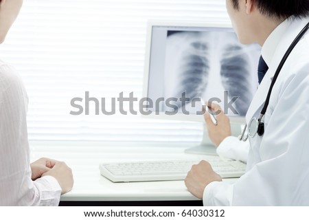 Doctor who analyzes X rays