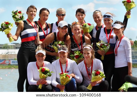 MOSCOW  - JUNE 5: Russian women team rowing at Great Moscow Regatta 2011 on June 5, 2011 in Moscow, Russia.