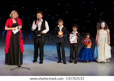 MOSCOW - JUN 8: Awarding prizes to children on VII Festival of Childrens Television TURN ON in Ostankino on June 8, 2012 in Moscow, Russia