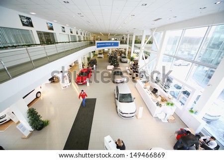 MOSCOW - JAN 11: Showroom on the first floor of dealership Varshavka Center on January 11, Moscow, Russia. In addition to exhibition area on the first floor are located the reception and client zone