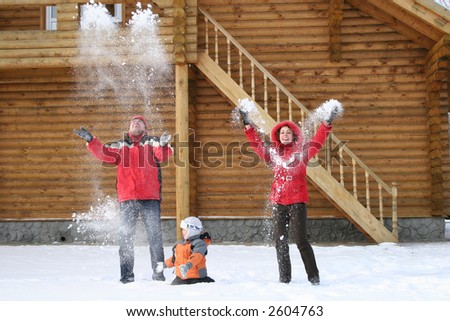 family throw snow