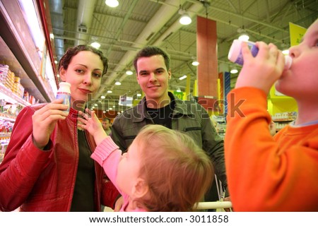family tasting in shop