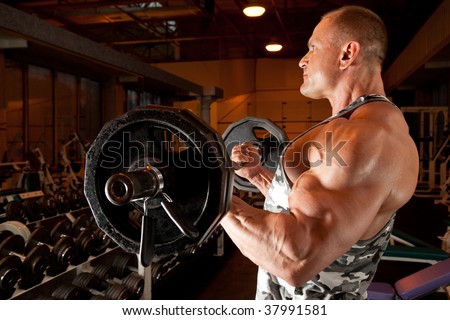 bodybuilder in training room