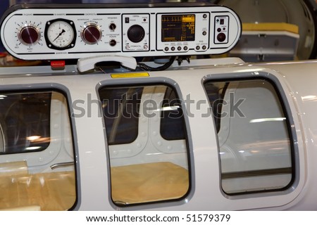 The medical equipment, pressure chamber.