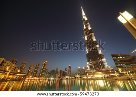 Dubai+buildings+at+night