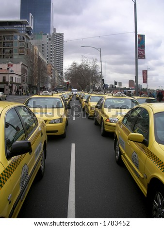 taxi line up