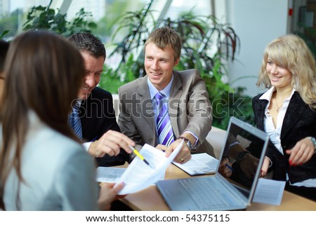 Workgroup interacting in a natural work environment