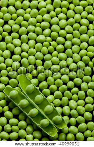 pea pod with peas