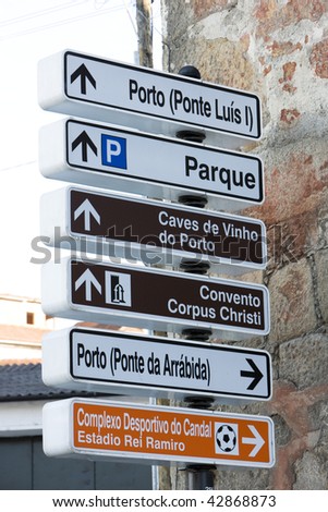 direction indicators, Porto, Douro Province, Portugal