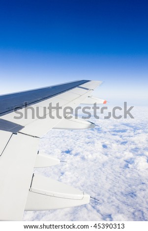 air transport - plane\'s wing