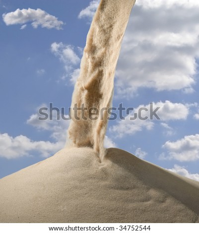 sand pouring