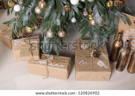 Christmas tree, gifts