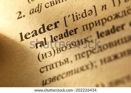 Word Leader translation and definition from English into Russian