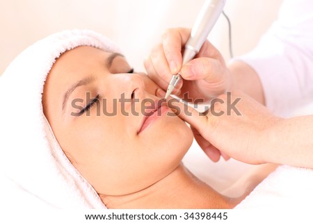 Cosmetic Tattoo being applied.