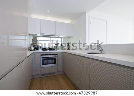 Contemporary kitchen in white