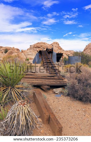 The long-abandoned Wall Street Stamp Mill in Joshua Tree National Park crushed gold ore early in the 20th Century.